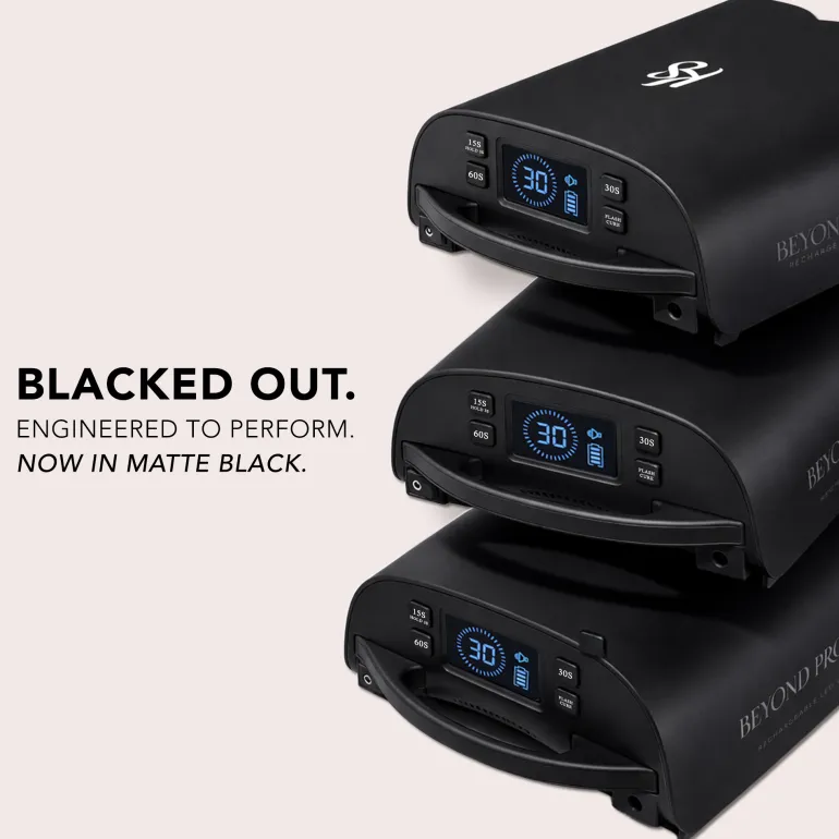 THE MOST POWERFUL LAMP NOW IN BLACK!